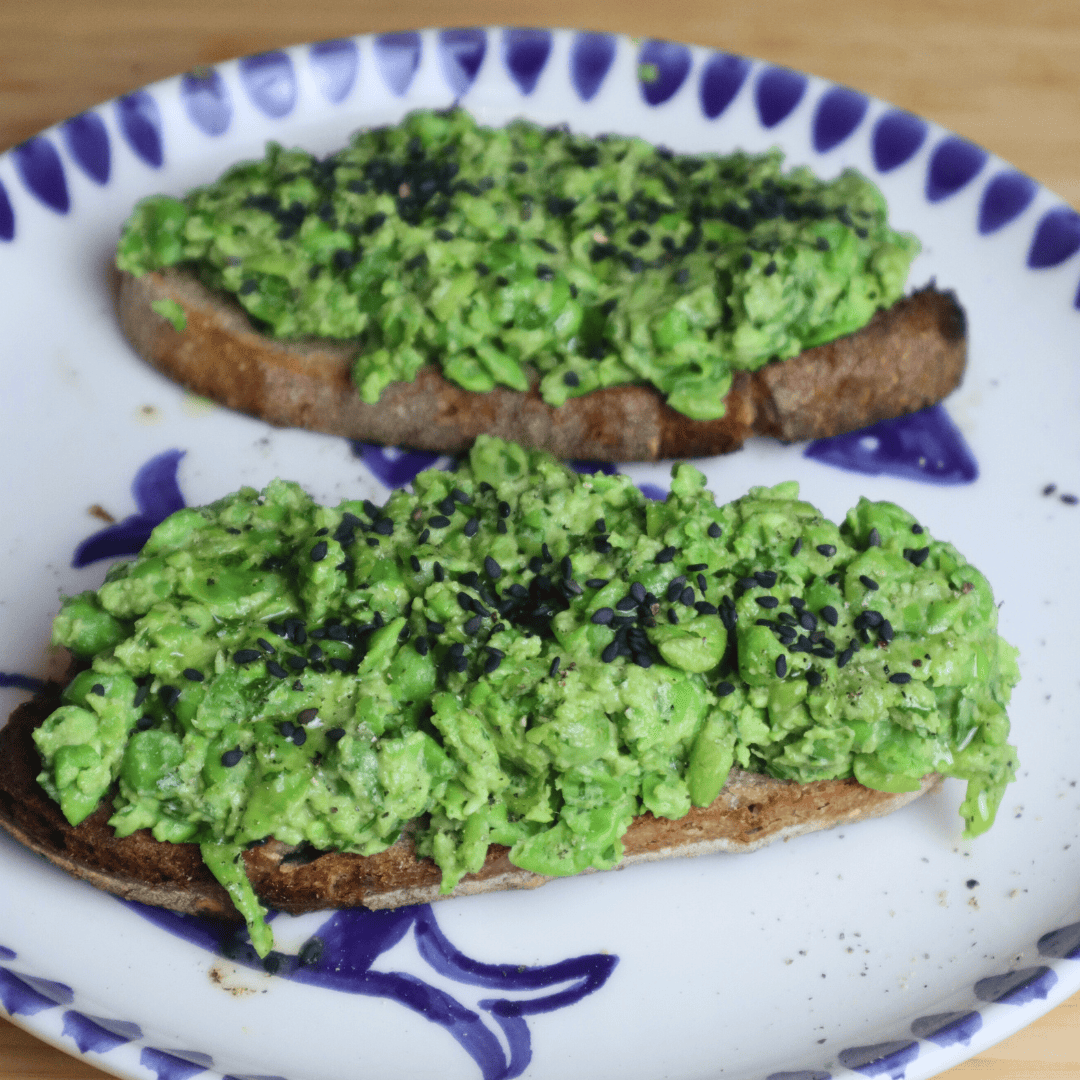 Smashed Peas On Toast (Vegan)